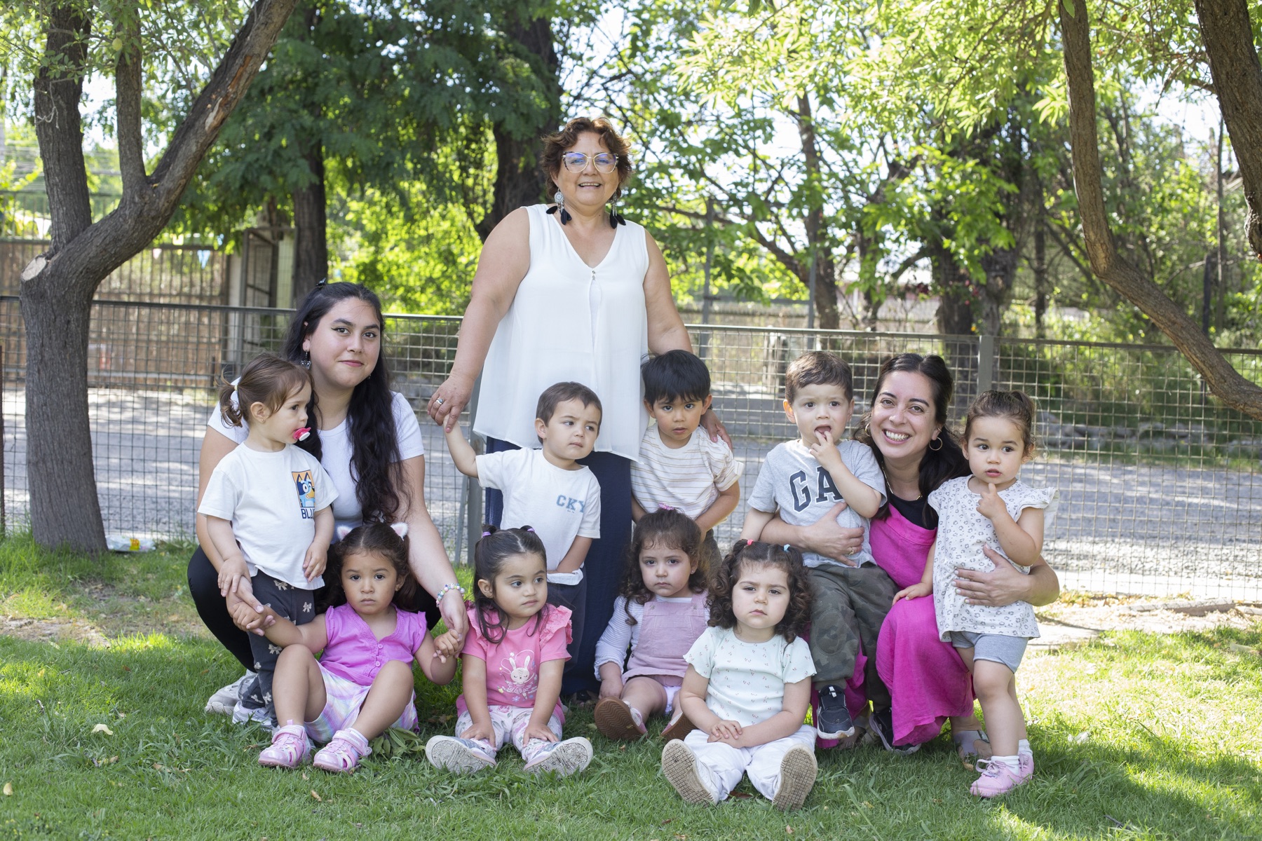 El grupo de Aula Stella con sus educadoras, 2025